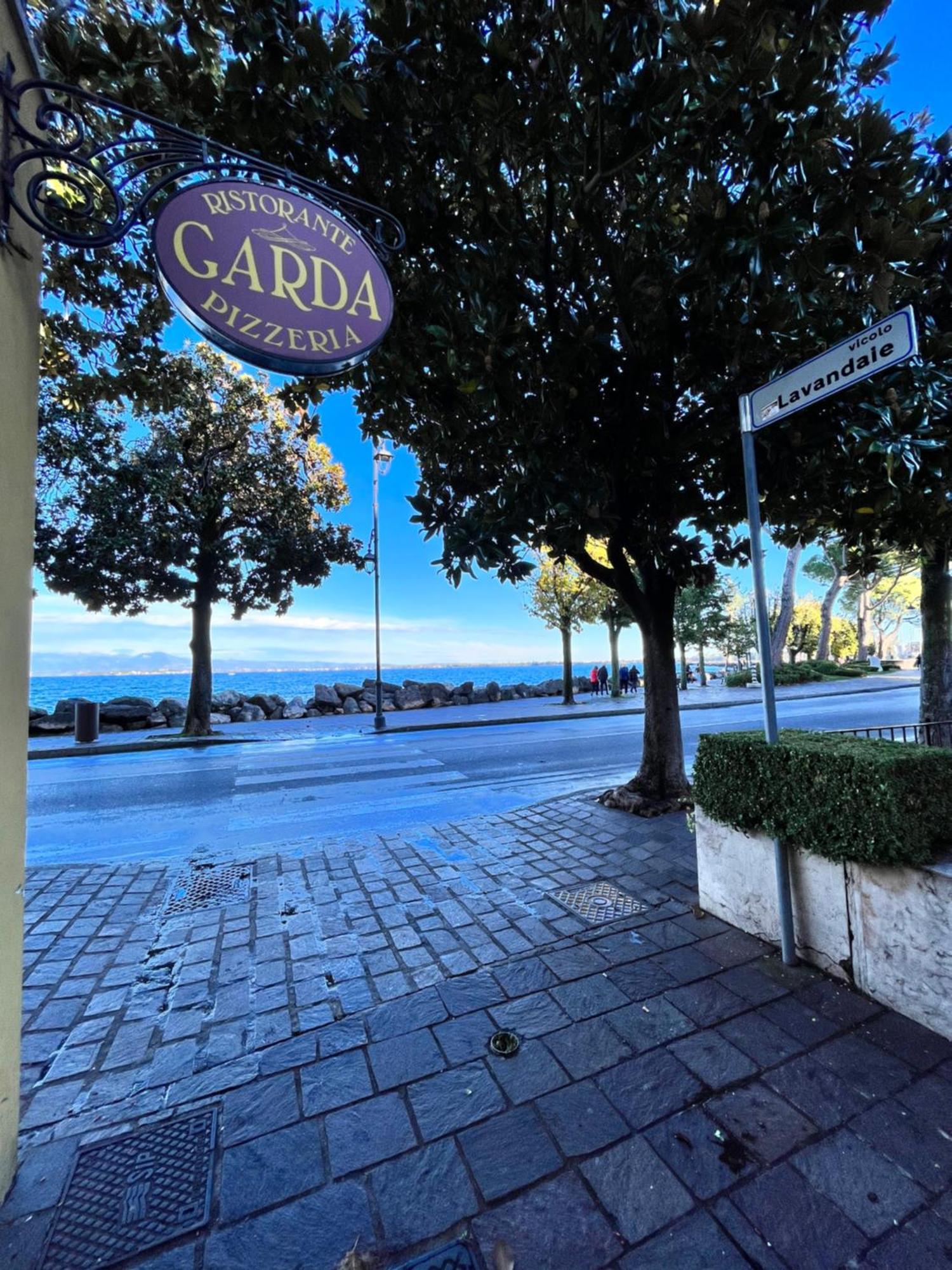 Splendid Lake 2 Desenzano del Garda Exteriör bild